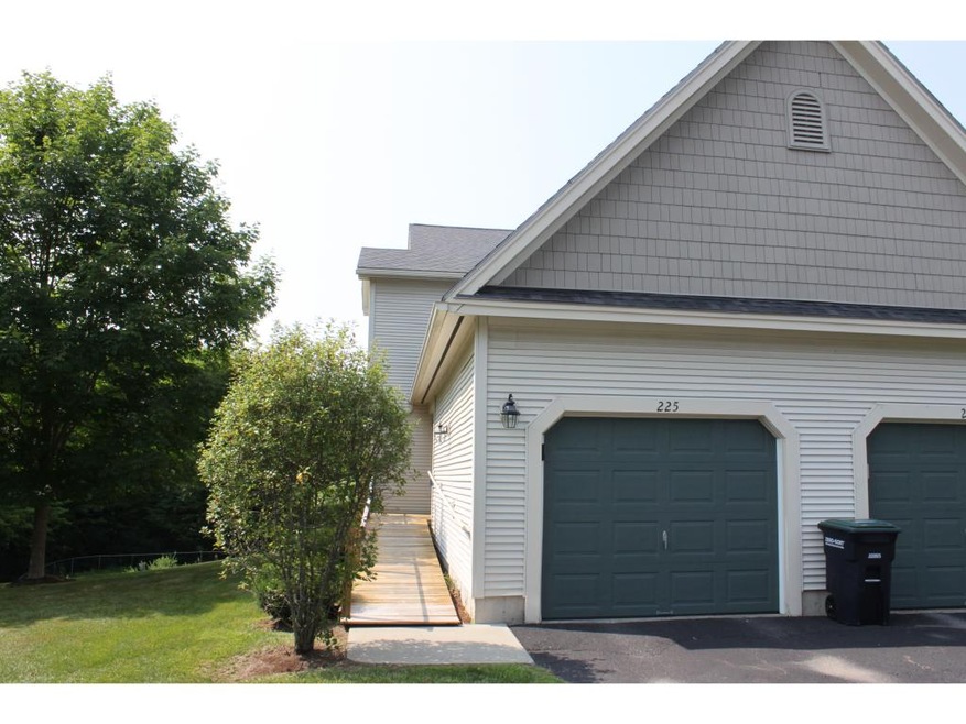 225 Juniper Dr, South Burlington, VT 05403 - photo 1
