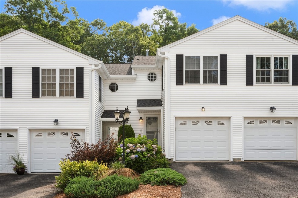 450 Providence St unit 27, West Warwick, RI 02893 - photo 1