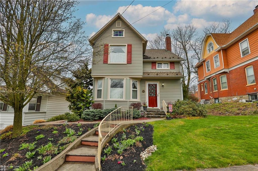 50 Washington St, Nazareth, PA 18064 - photo 1