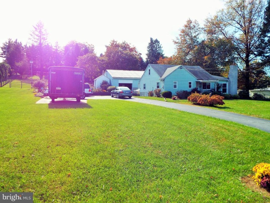 50 Edison Rd, Palmyra, PA 17078 - photo 1