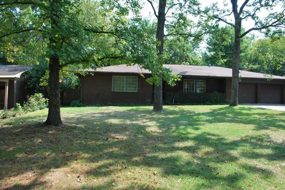 908 NW C St, Bentonville, AR 72712 - photo 1