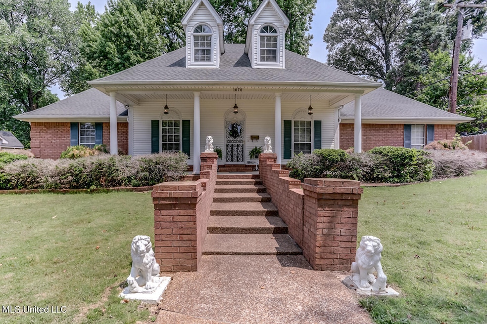 Sold • Co-Listing Agent