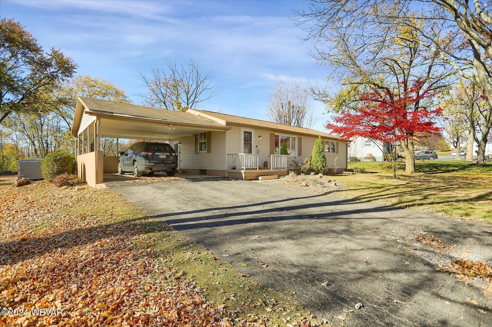 1124 Shakespeare Ave, Milton, PA 17847 - photo 1