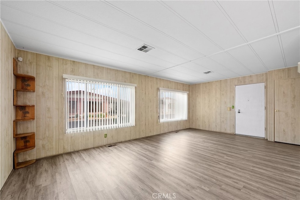 601 N Kirby St unit 220, Hemet, CA 92545 - photo 1