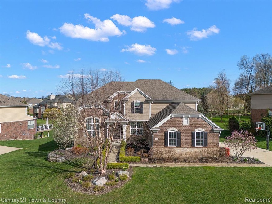 6921 Oakhurst Ridge Rd, Clarkston, MI 48348 | MLS# 20240010040 | Homes.com