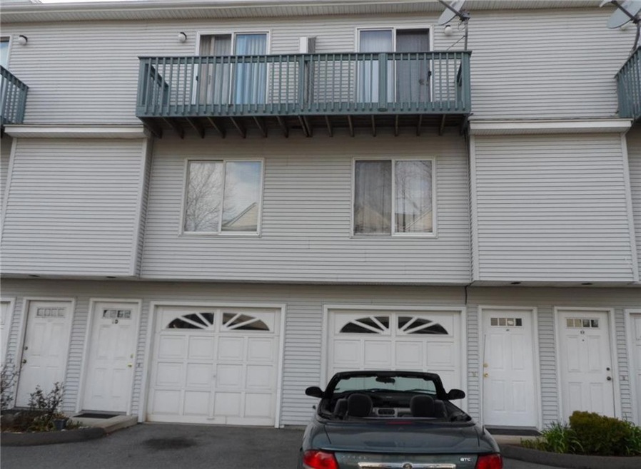 31 Meloy Rd unit 1E, West Haven, CT 06516 - photo 1