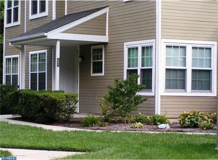 202 Nottingham Ct, Glen Mills, PA 19342 - photo 1