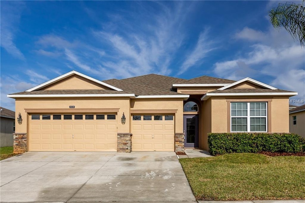 4936 Royce Dr, Mount Dora, FL 32757 - photo 1