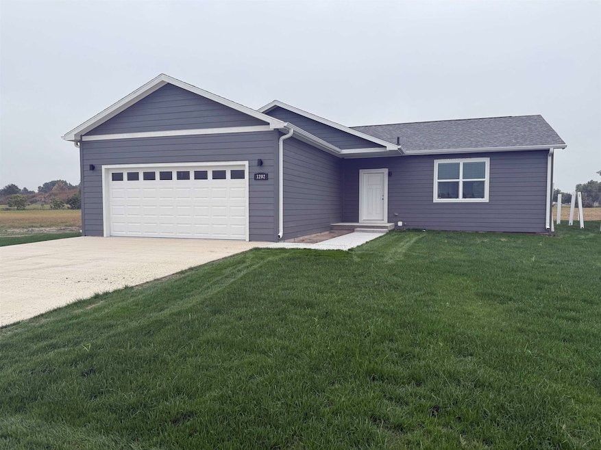 1202 W 15th St, North Platte, NE 69101 - photo 1