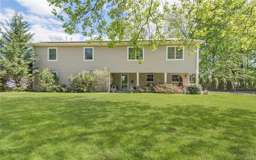 16 Beacon Ln, Rye Brook, NY 10573 - photo 1