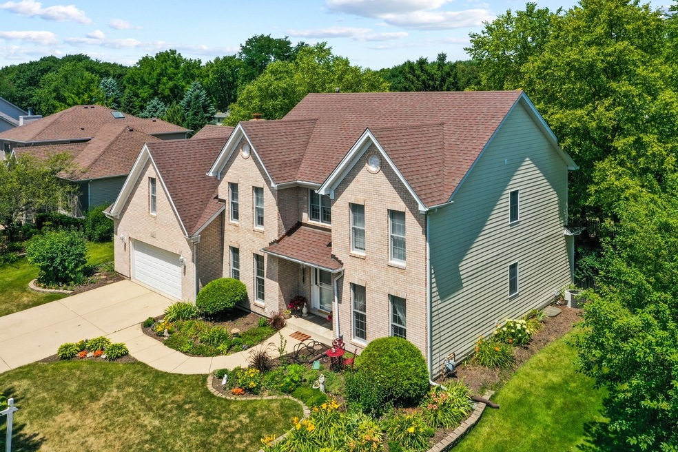 1527 Alan Rd, Naperville, IL 60564 - photo 1