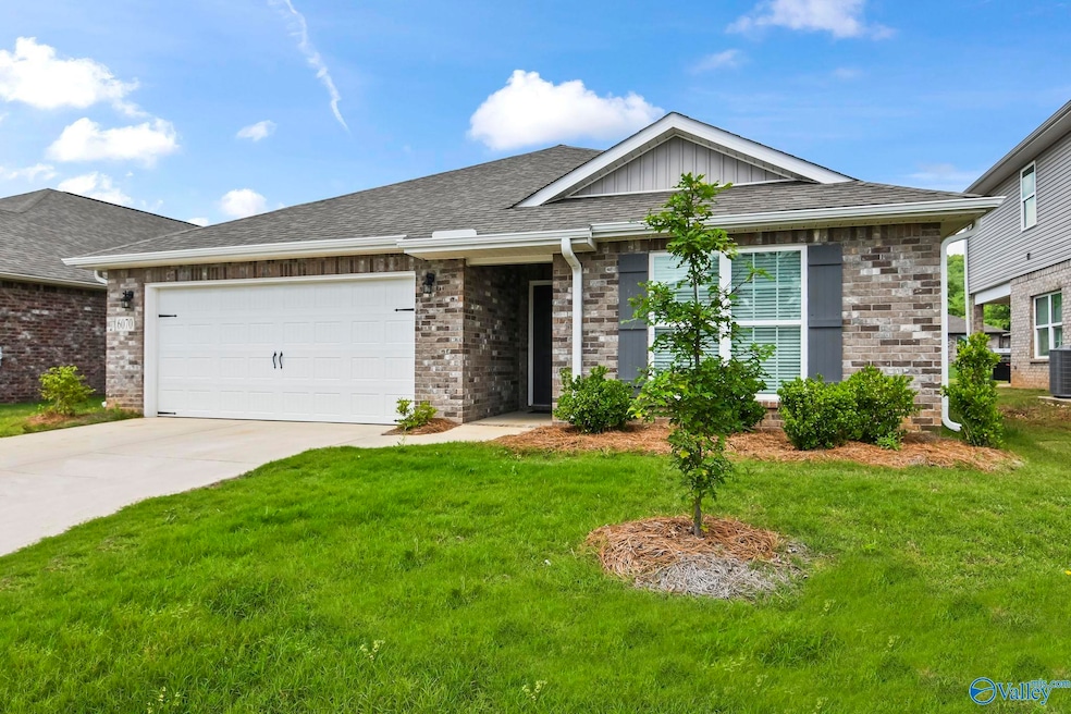 Pending $267,000 • Co-Listing Agent