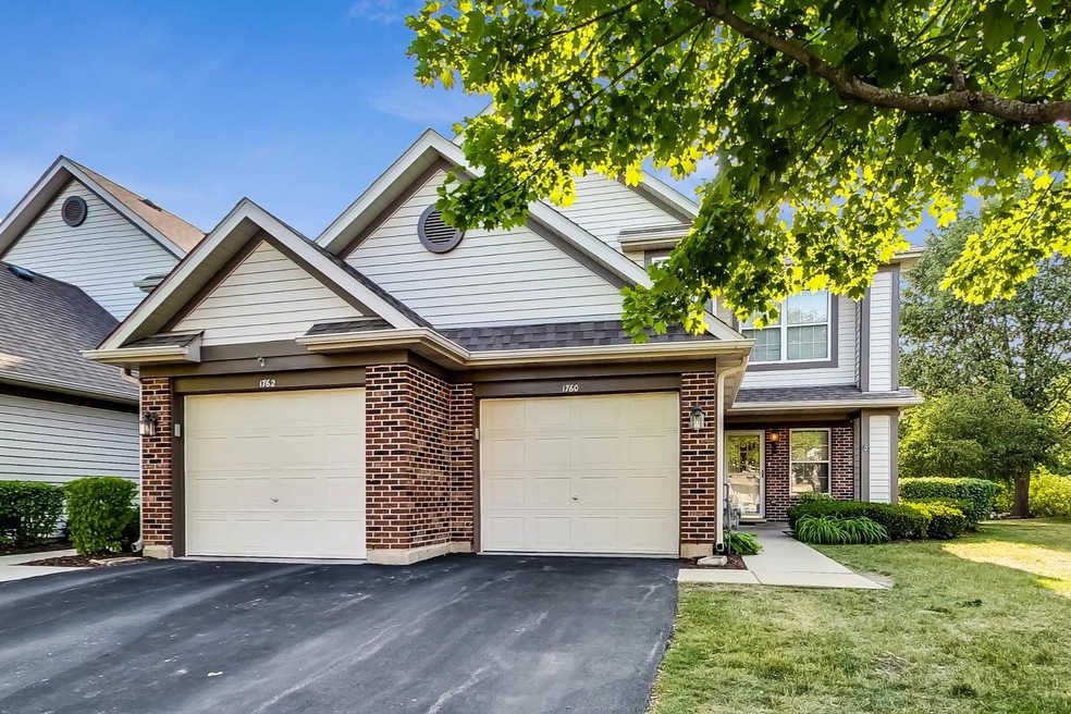 1760 Nature Ct unit 58C176, Schaumburg, IL 60193 - photo 1