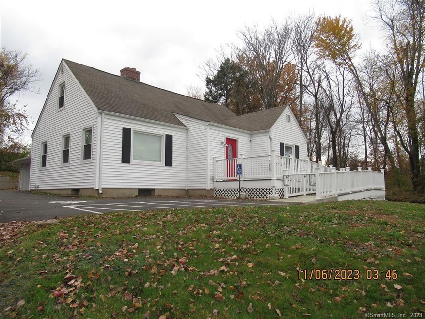 621 Cromwell Ave, Rocky Hill, CT 06067 - photo 1