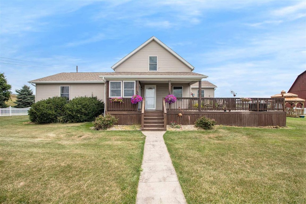 51250 Tamarack Rd, New Carlisle, IN 46552 - photo 1