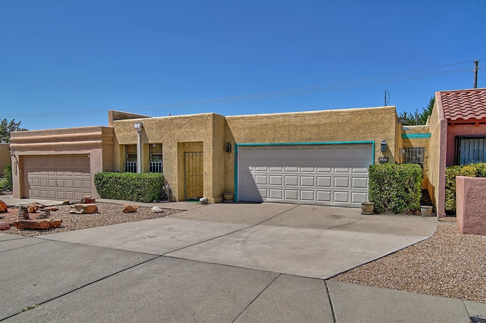 5925 Elmwood Dr NE, Albuquerque, NM 87109 - photo 1