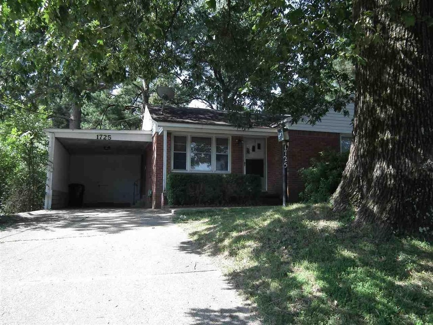 1725 W Matthews Ave, Jonesboro, AR 72401 - photo 1
