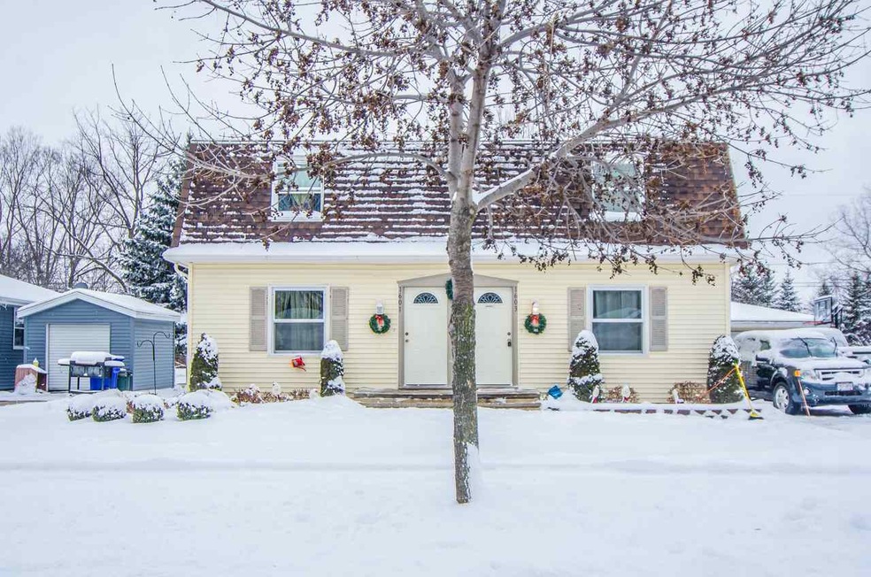 1601 N Birchwood Ave, Appleton, WI 54914 - photo 1
