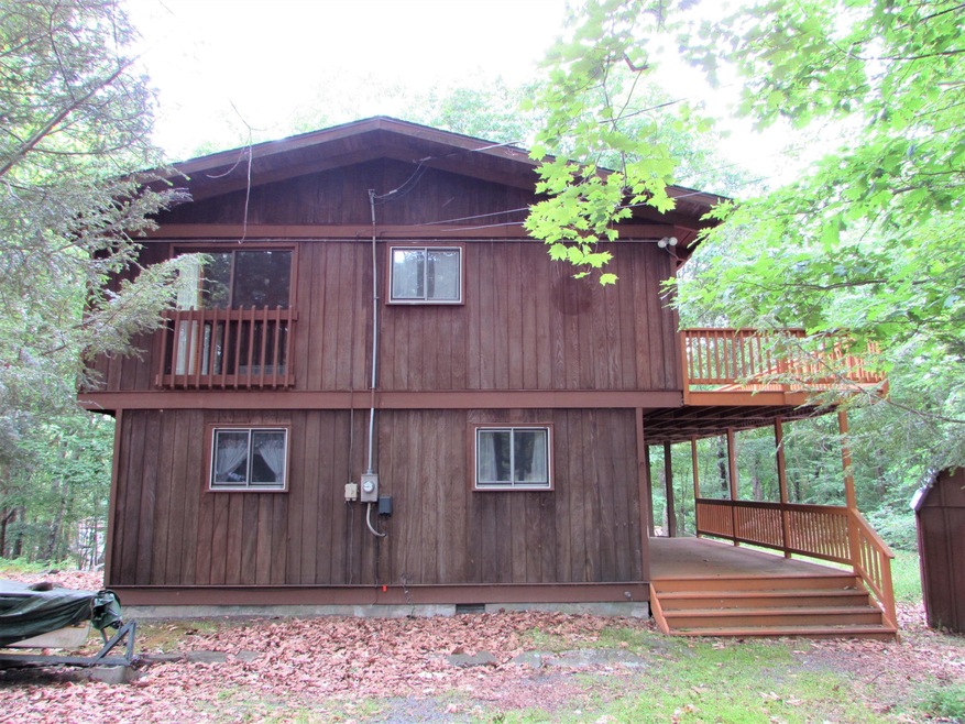 112 Broadmoor Dr, Hawley, PA 18428 - photo 1