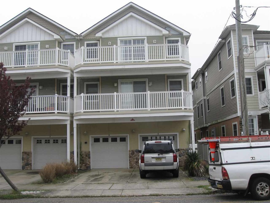 420 W Roberts Ave unit D, Wildwood, NJ 08260 - photo 1