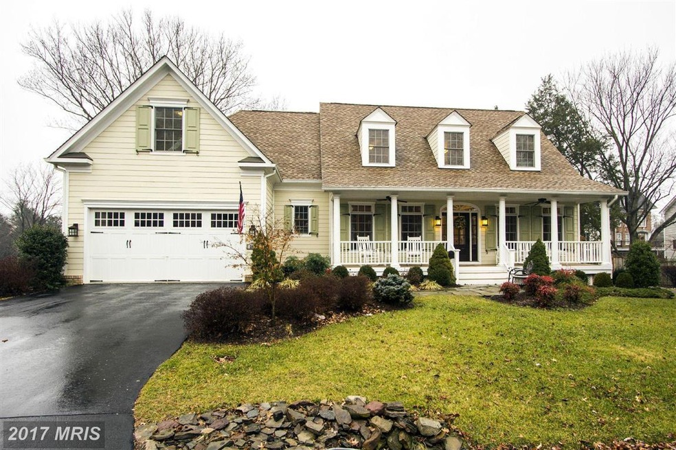 205 Glyndon St SE, Vienna, VA 22180 - photo 1