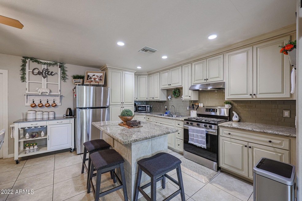 Sold $330,000 • Co-Listing Agent