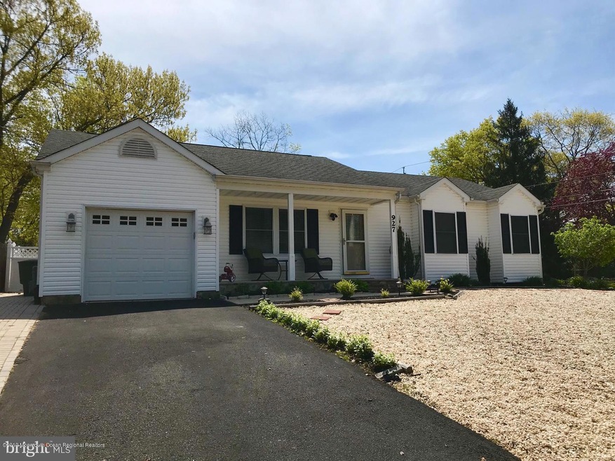 927 Newark Ave, Forked River, NJ 08731 - photo 1