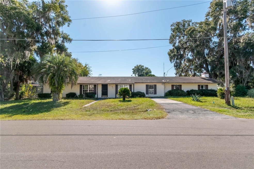 1914 SW 3rd St, Ocala, FL 34471 - photo 1