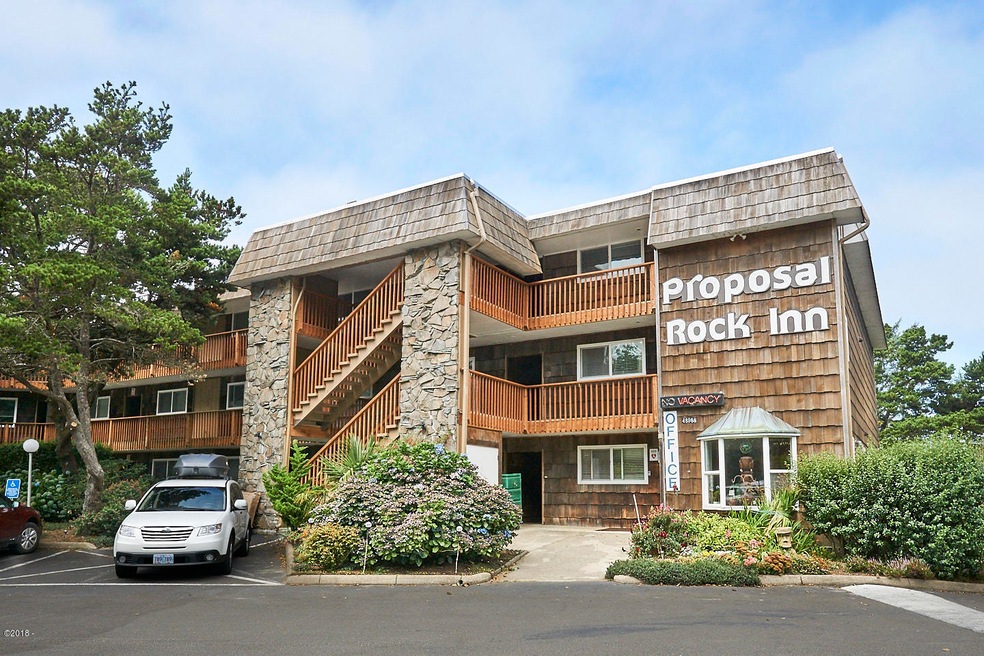 #341 Propsal Rock Inn (1)