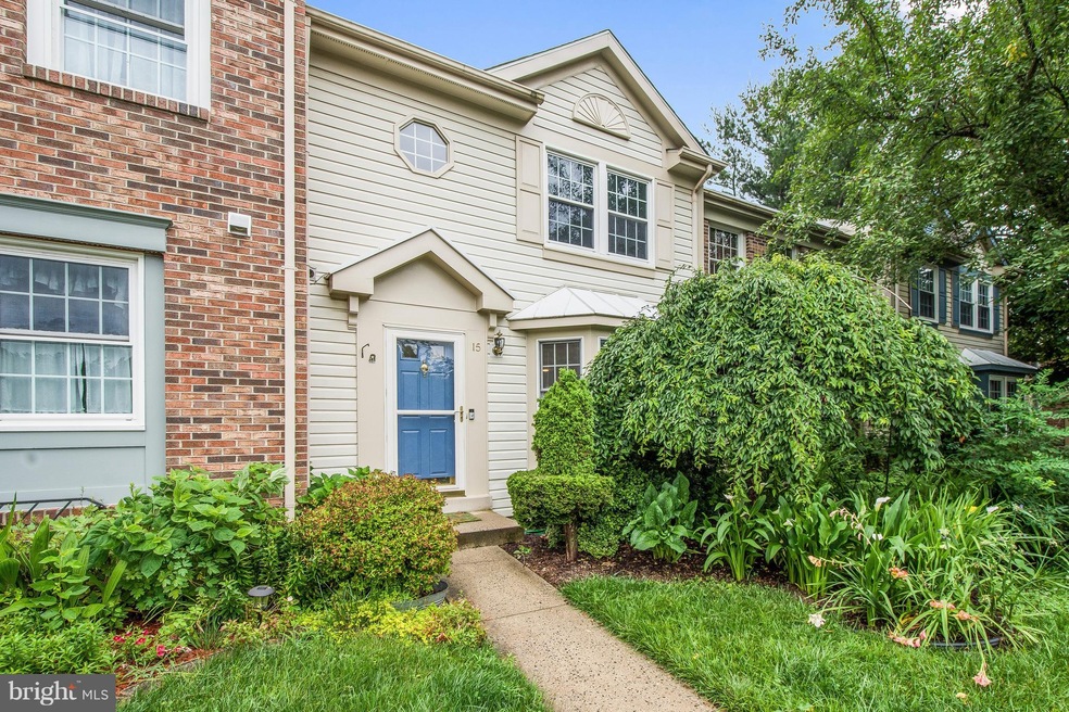 15 Sky Blue Ct, Germantown, MD 20874 - photo 1