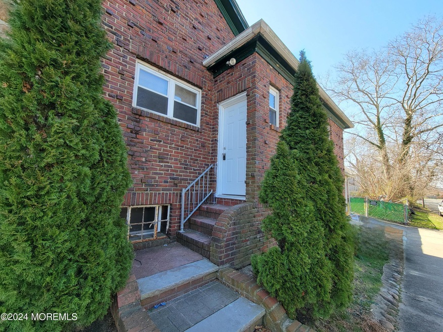 254 Rockwell Ave unit B (UPSTAIIRS), Long Branch, NJ 07740 - photo 1