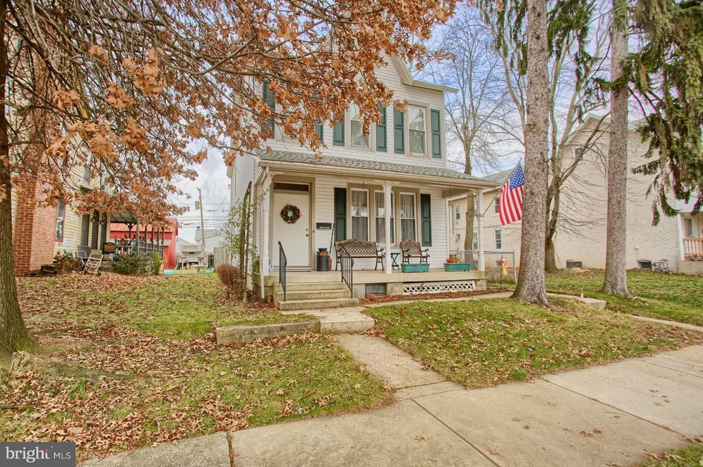 823 Mount Laurel Ave, Temple, PA 19560 - photo 1