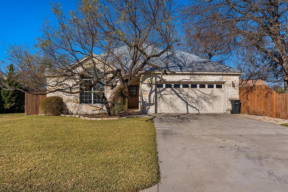 616 Paintbrush Hollow St, Fredericksburg, TX 78624 - photo 1