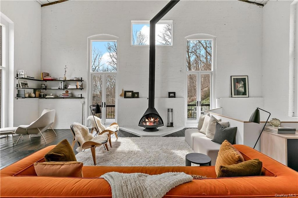 15 Butlerville Rd, Somers, NY 10589 - photo 1