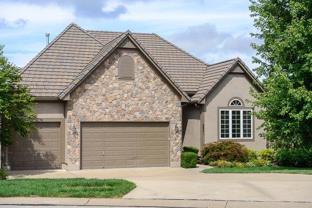 9951 Fountain Cir, Lenexa, KS 66220 - photo 1