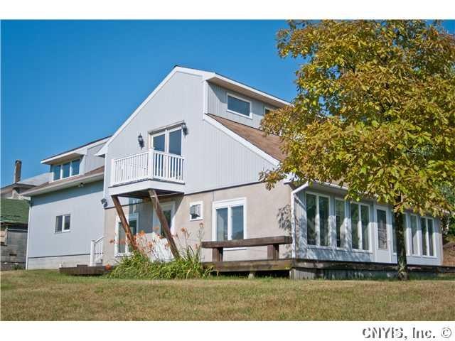 Exterior Front Composite maintenance free decking 