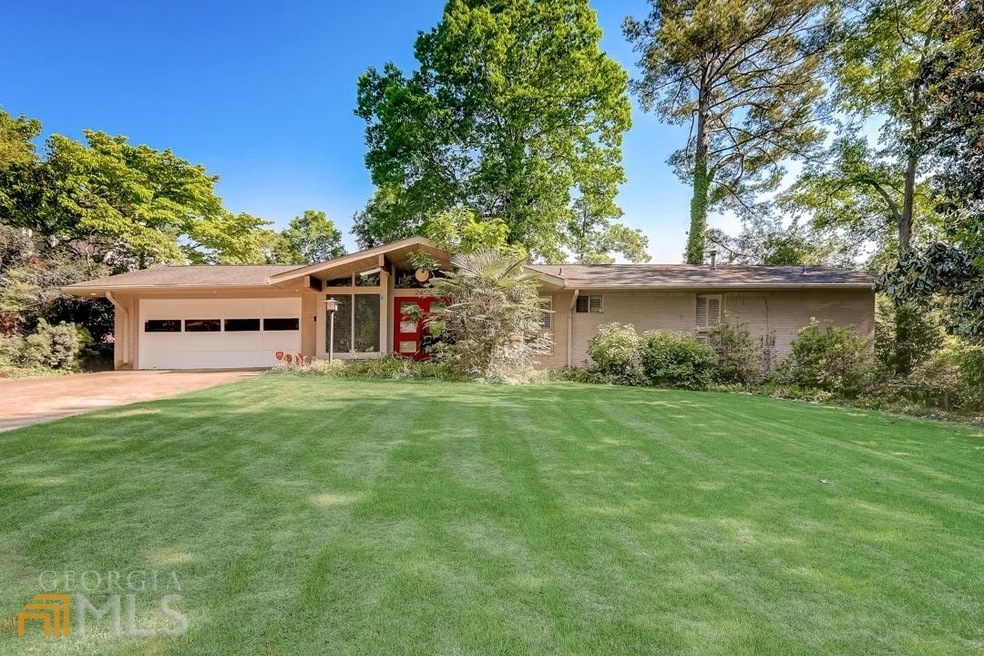 2400 Venetian Cir, Conyers, GA 30012 - photo 1