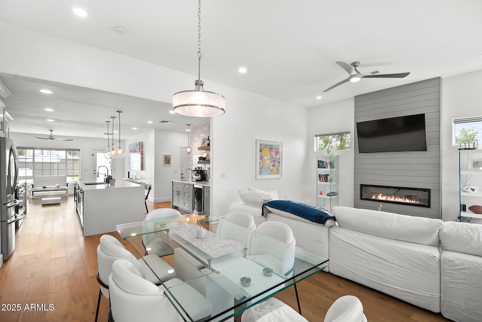 4526 E Heatherbrae Dr, Phoenix, AZ 85018 - photo 1