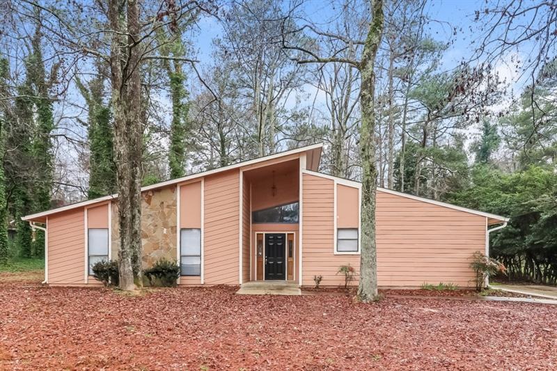 2006 Lost Forest Ln SW, Conyers, GA 30094 - photo 1