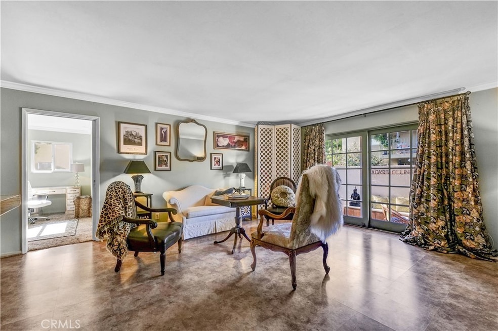 Sold $490,000