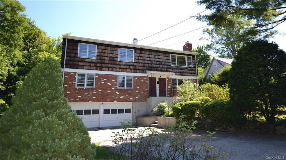 5 Northview Place, White Plains, NY 10603 - photo 1