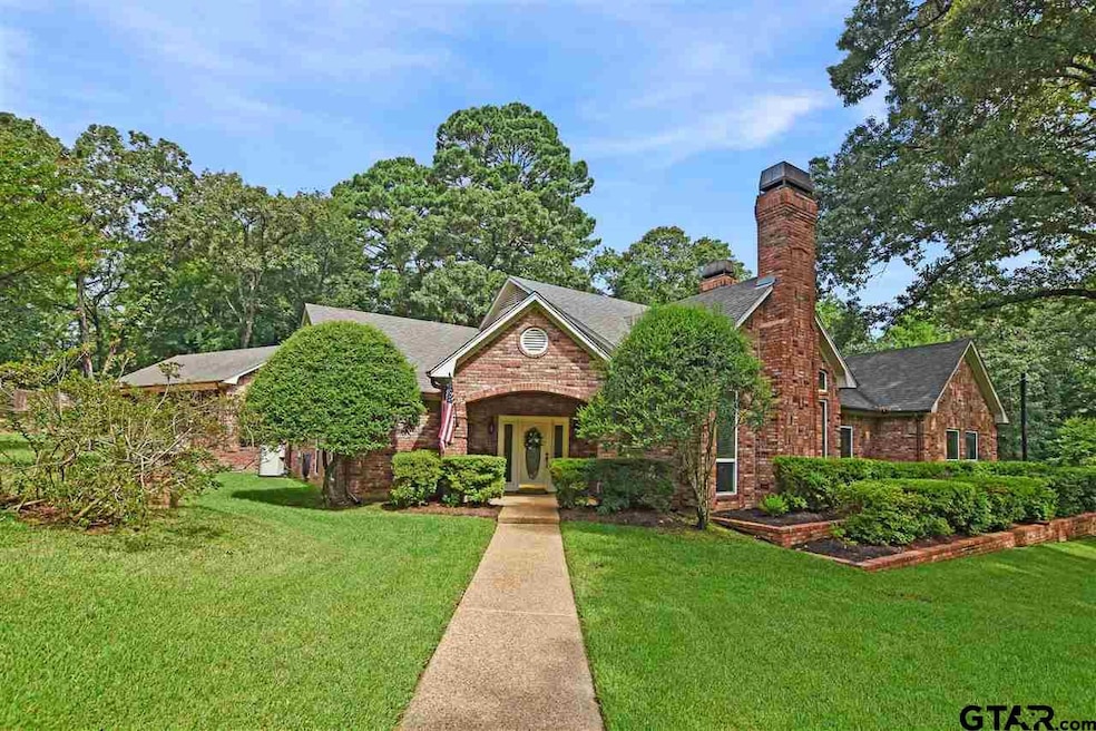 9335 9335 Chisholm Trail, Tyler, TX 75703 - photo 1