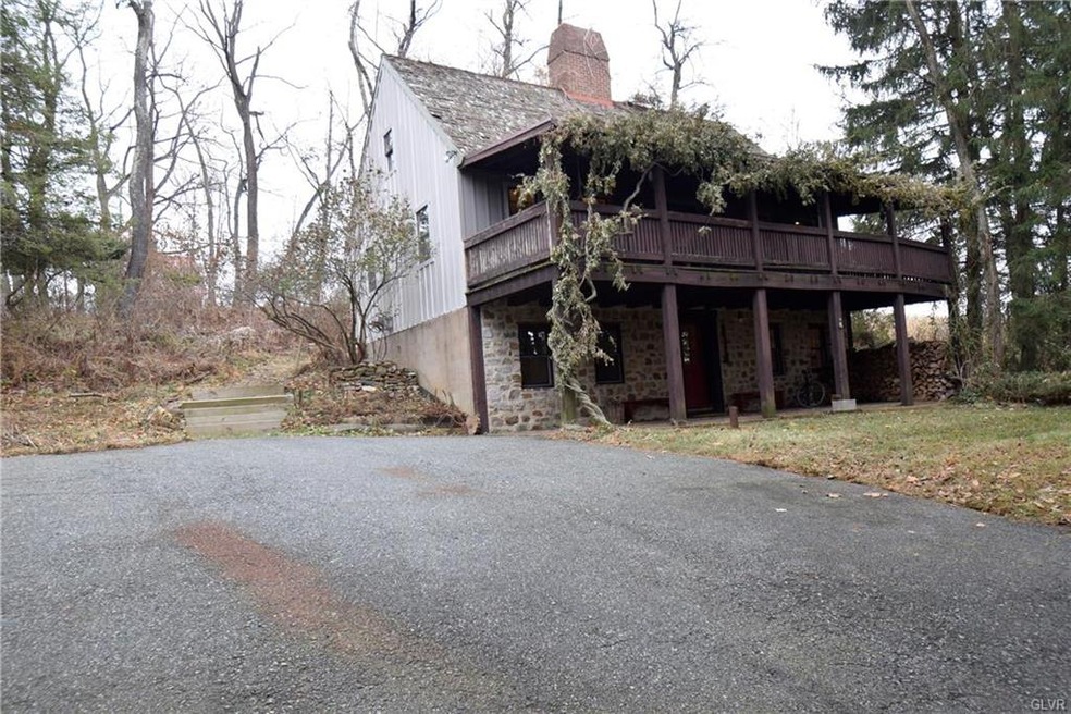 4089 Church View Rd, Emmaus, PA 18049 - photo 1