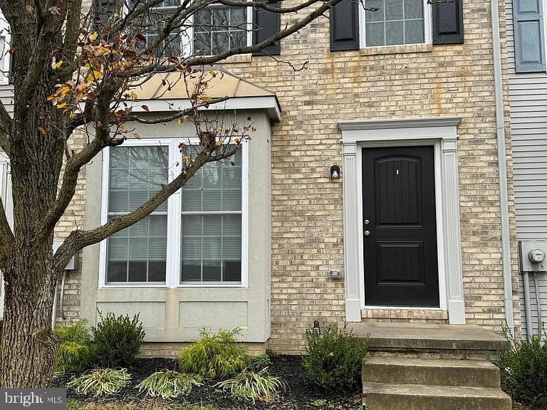 204 Barrington Ln, Winchester, VA 22601 - photo 1