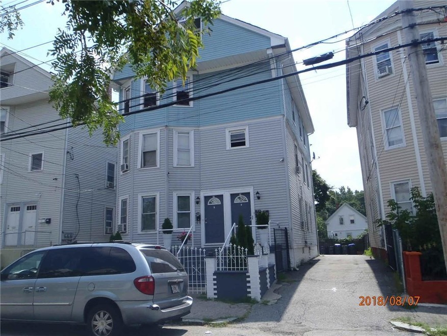 72 Corinth St, Providence, RI 02907 - photo 1