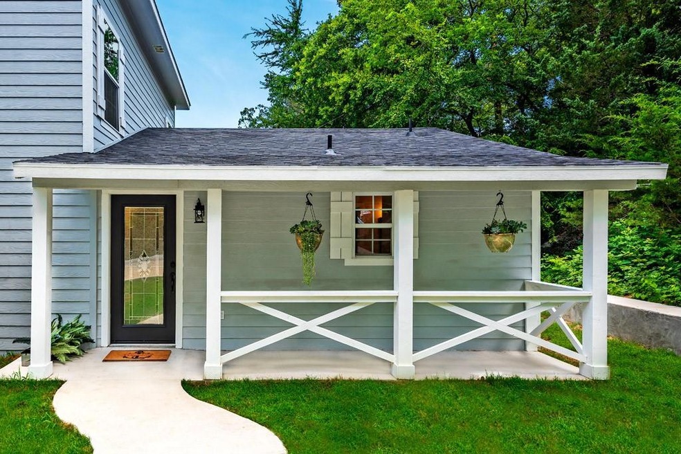 147 Dru St, Pottsboro, TX 75076 - photo 1