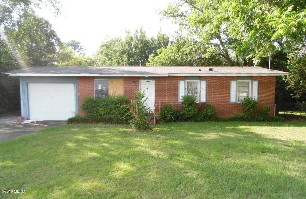 115 Nix Way, W.R., GA. front view