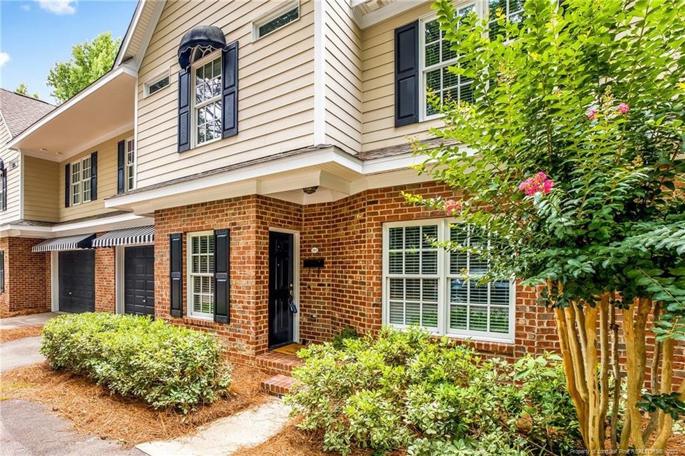 320 Glenburney Dr unit 102, Fayetteville, NC 28303 - photo 1