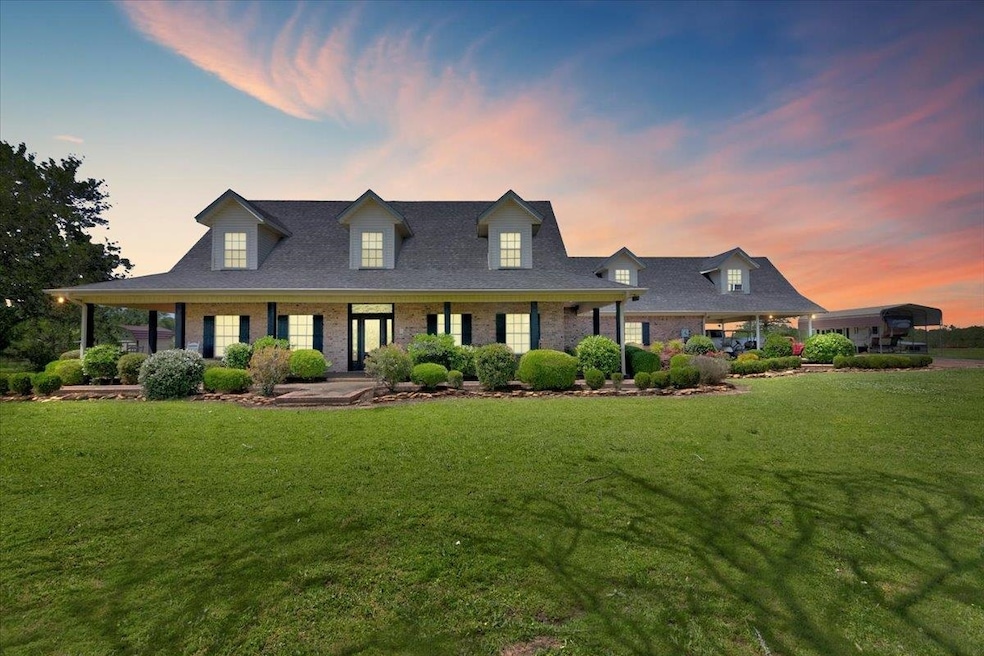 For Sale $595,000 • Co-Listing Agent