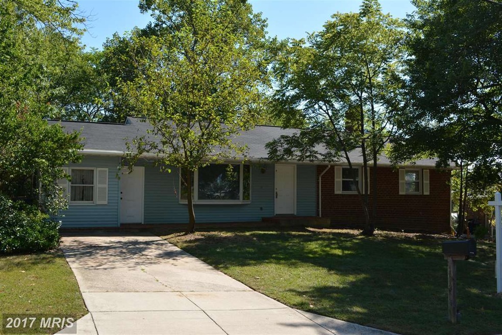 12909 Forest View Dr, Beltsville, MD 20705 - photo 1